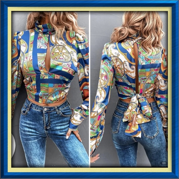 SHEIN Tops - 🌼HP🌼 Gorgeous Scarf Print Tie Back Crop Blouse